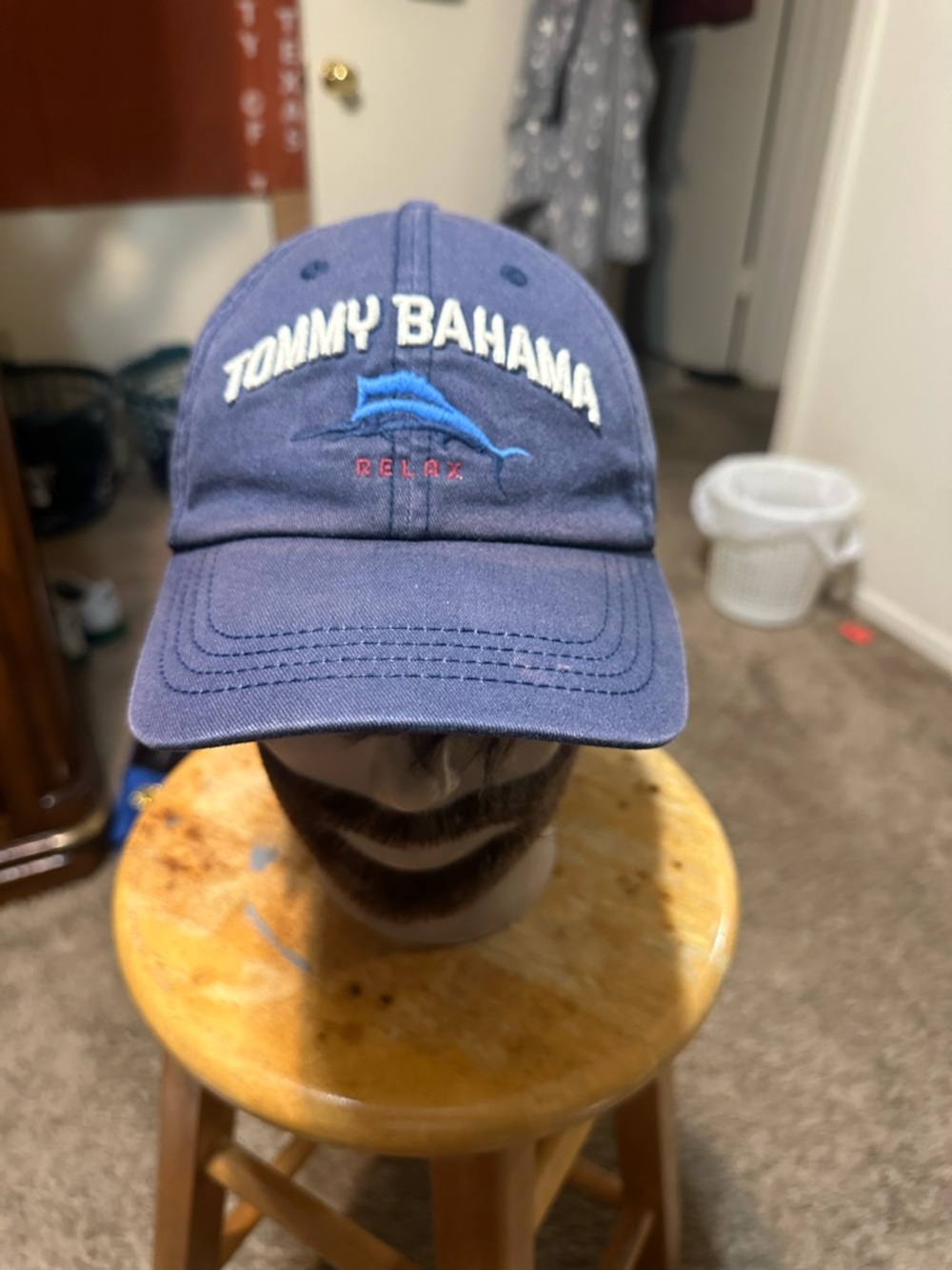 Vintage Tommy Bahama “triple navy blue” hat 00s